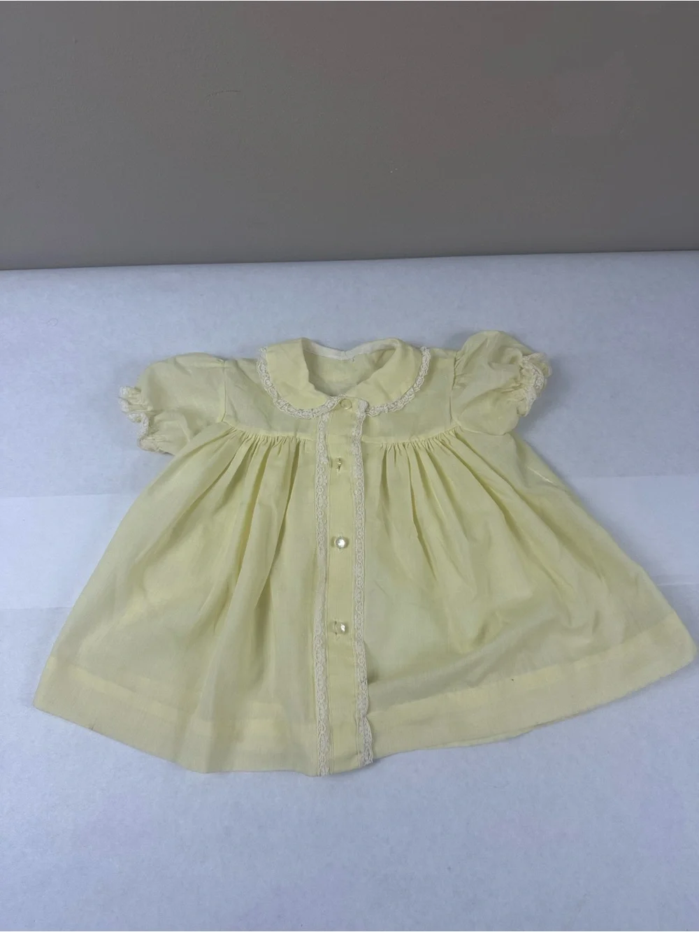 Sweet Yellow Lace-Trim Baby Dress - Short Puff Sleeves